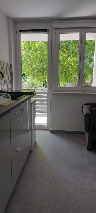 Apartman Bloom Осиек Экстерьер фото