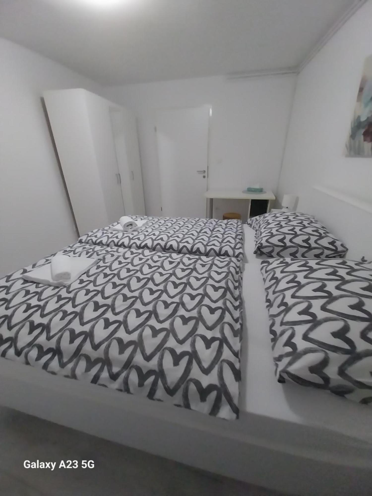 Apartman Bloom Осиек Экстерьер фото